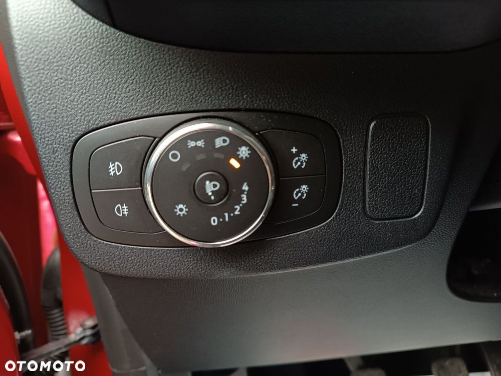 Ford Puma 1.0 EcoBoost mHEV Titanium - 29