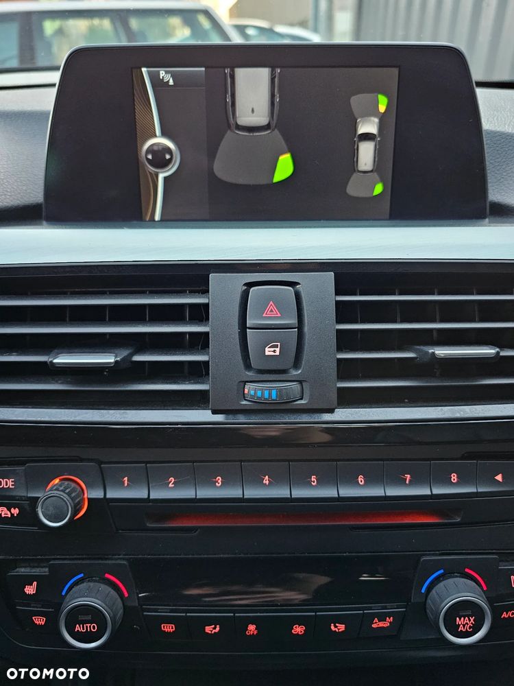 BMW Seria 3 320d DPF Edition Lifestyle - 31