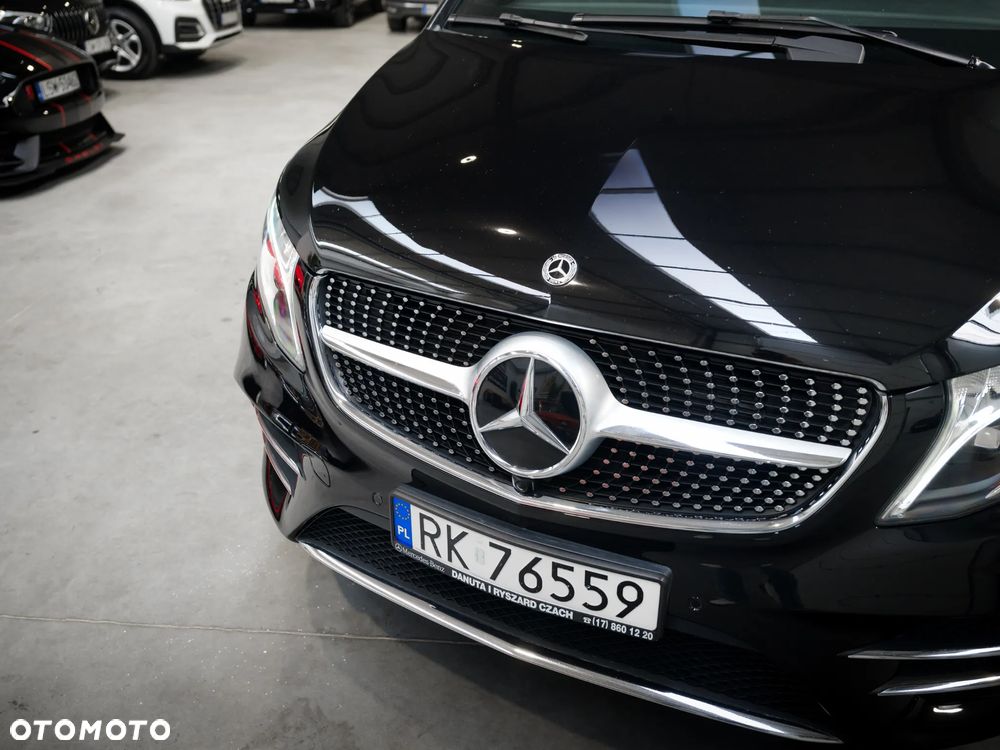 Mercedes-Benz Klasa V 300 d 4-Matic 9G-Tronic (d³ugi) - 3