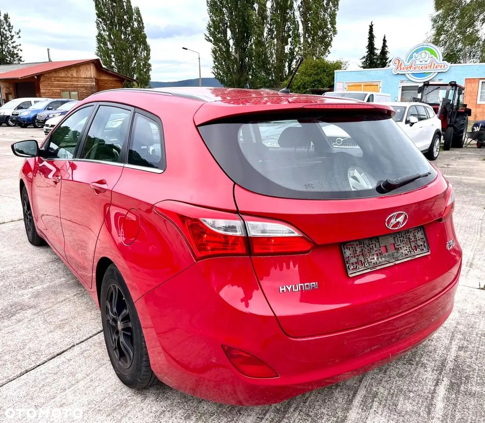 Hyundai i30 1.6 Classic + - 7
