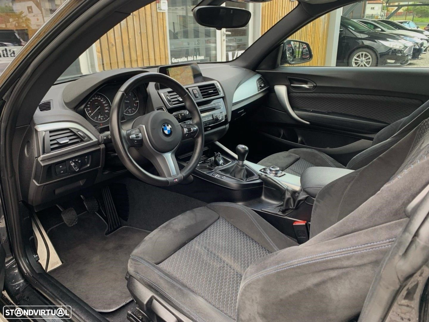BMW 218 - 15