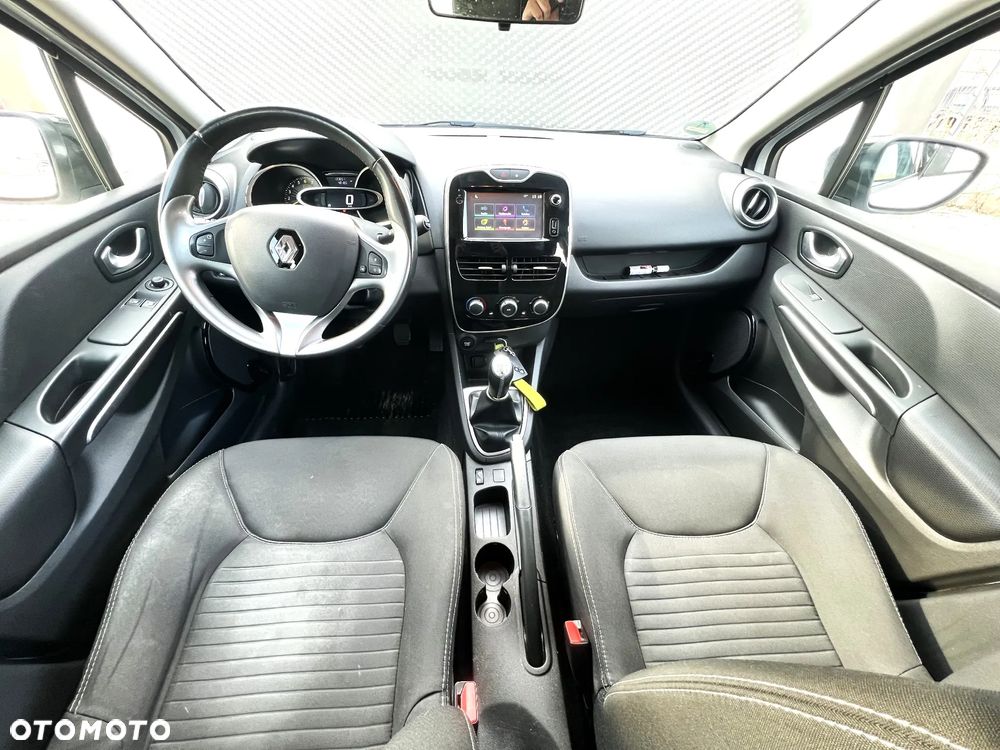 Renault Clio - 2