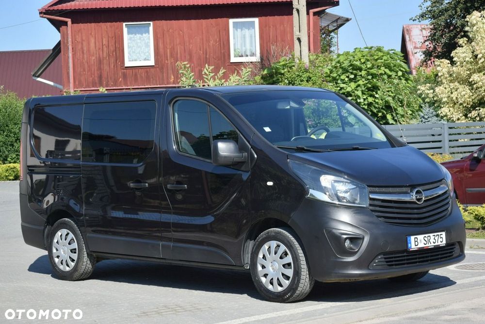 Opel Vivaro - 1