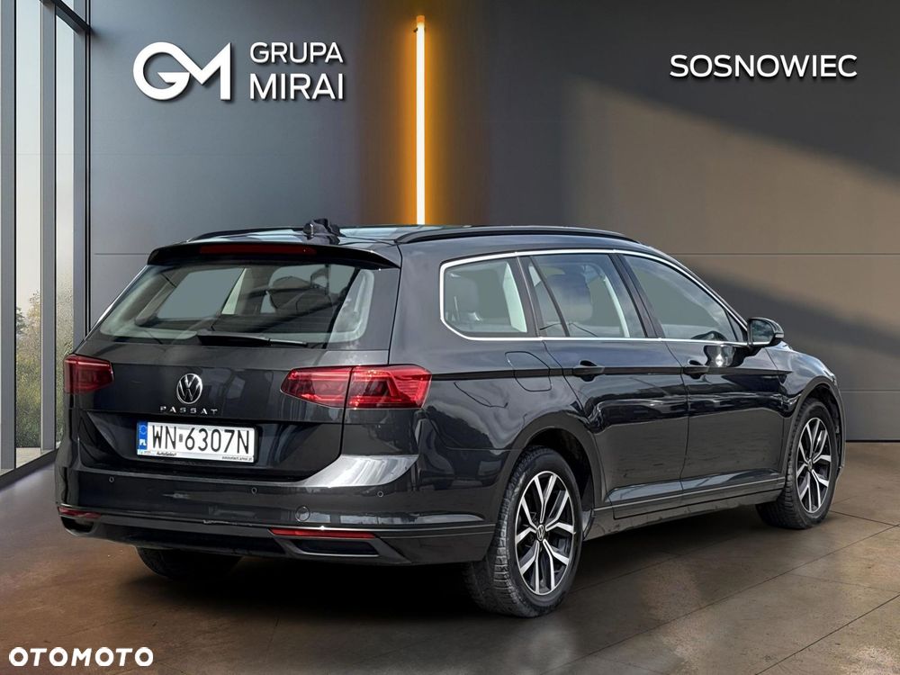 Volkswagen Passat - 5