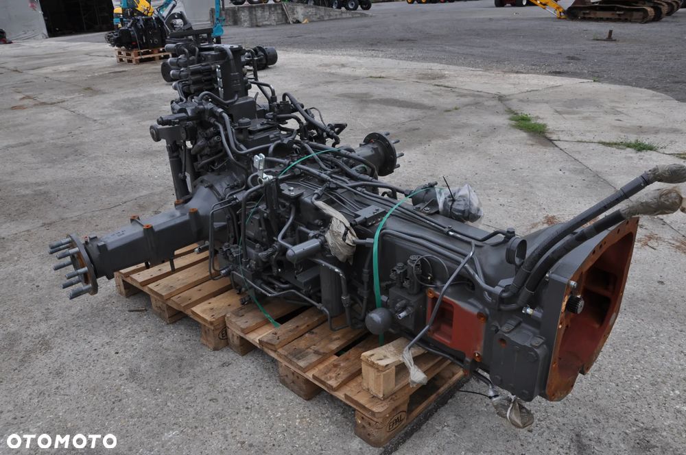 SKRZYNIA BIEGÓW MOST ROZDZIELACZ DEUTZ FAHR 6120 C TTV - 1