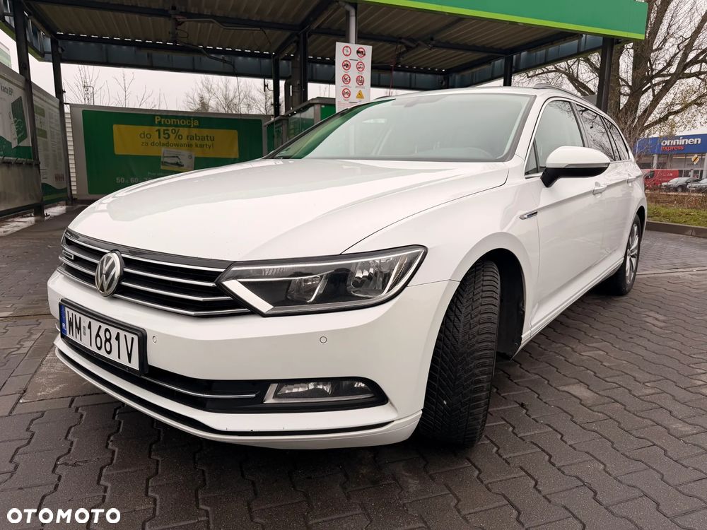 Volkswagen Passat 2.0 TDI DSG (BlueMotion Technology) Highline - 3