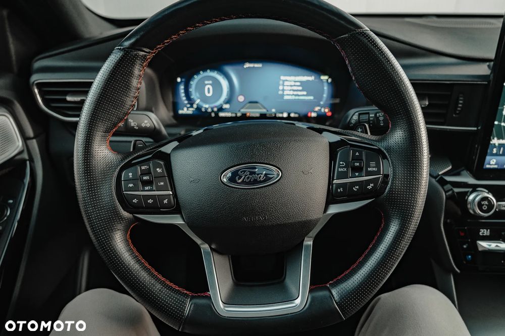 Ford Explorer 3.0 EcoBoost PHEV 4WD ST-Line - 24
