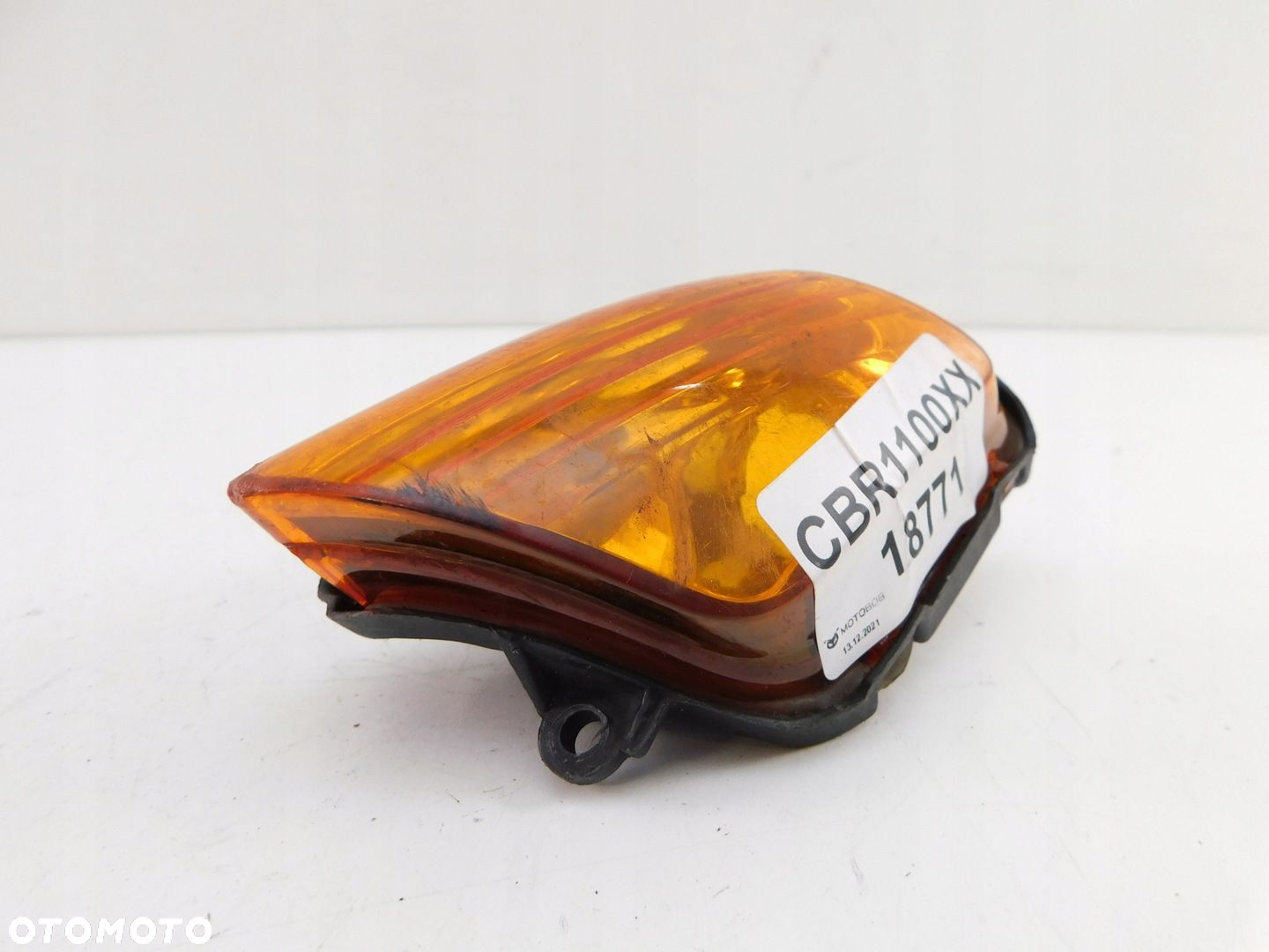 HONDA CBR 1100XX KIERUNKOWSKAZ PRAWY - 4