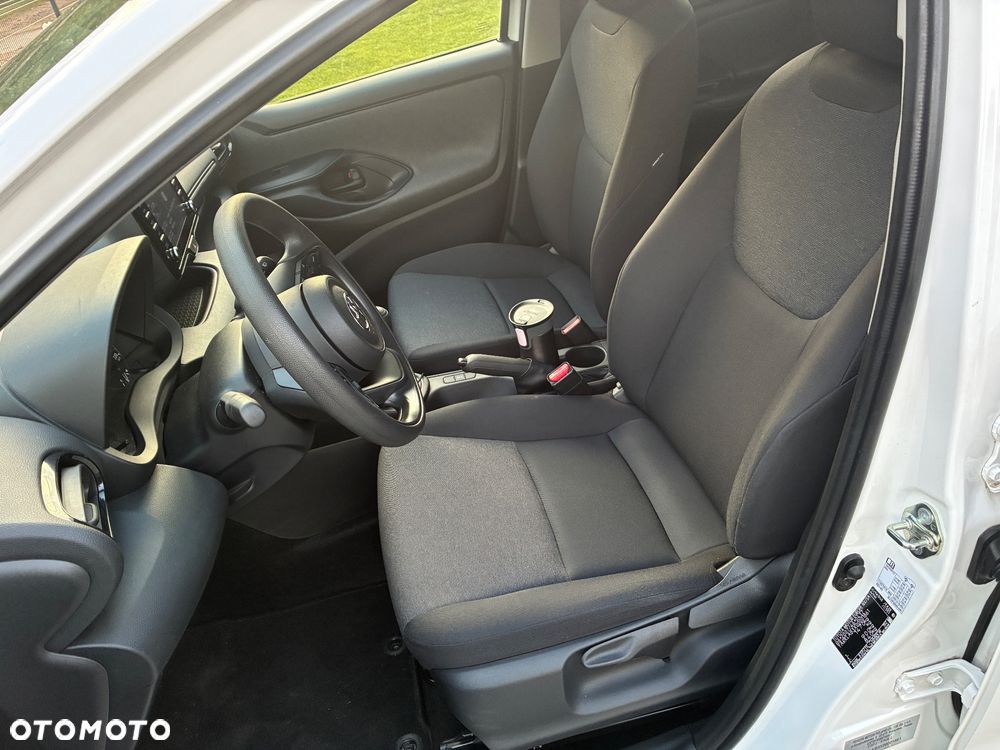 Toyota Yaris 1.0 Active - 7