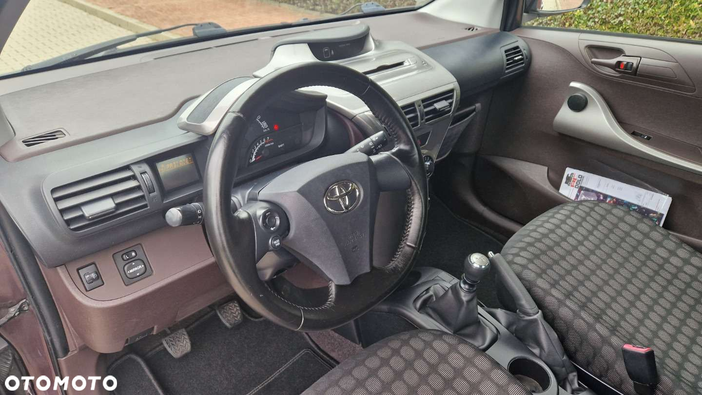 Toyota iQ 1.0 Sol - 5