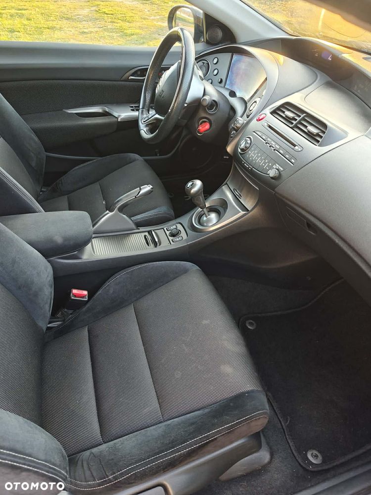 Honda Civic 1.4 i-VTEC Type S - 9