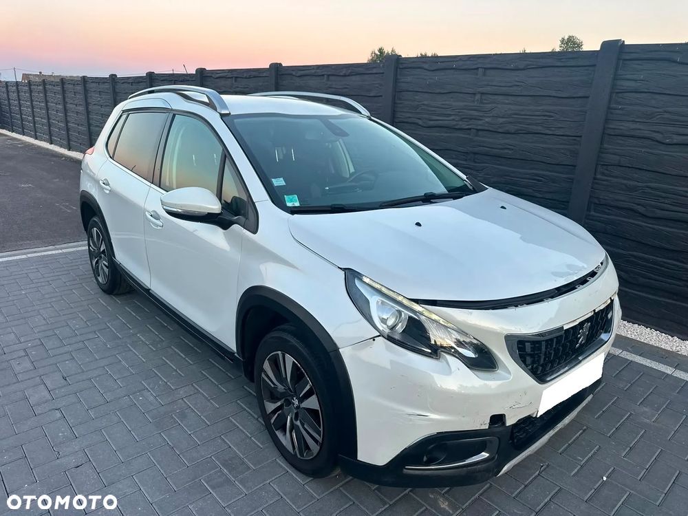 Peugeot 2008 PureTech 110 Stop&Start EAT6 Allure - 7