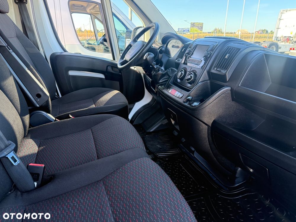 Peugeot BOXER / 2.2 163KM / L2H2 / NISKI PRZEBIEG / BAGAŻNIK / SUPER STAN / / / - 26