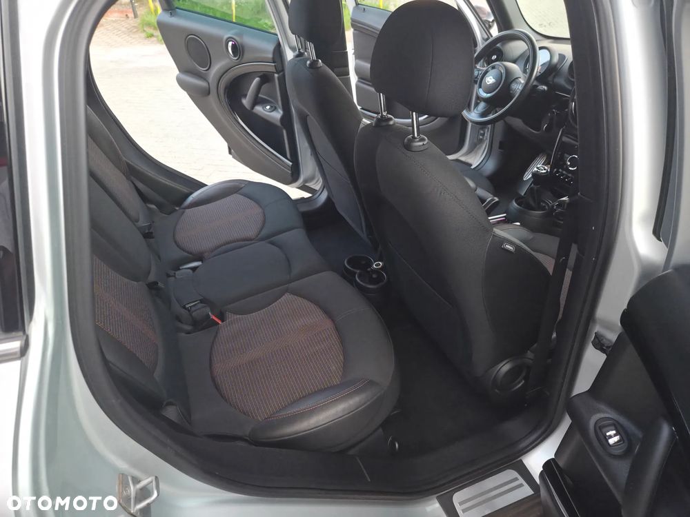 MINI Countryman Cooper SD ALL4 - 31