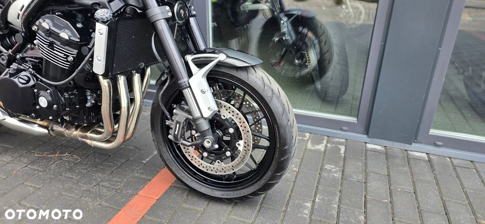 Kawasaki Z 900 RS - 7