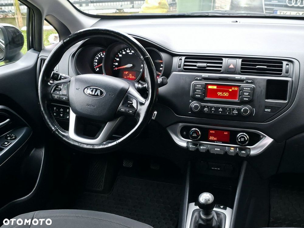 Kia Rio - 13