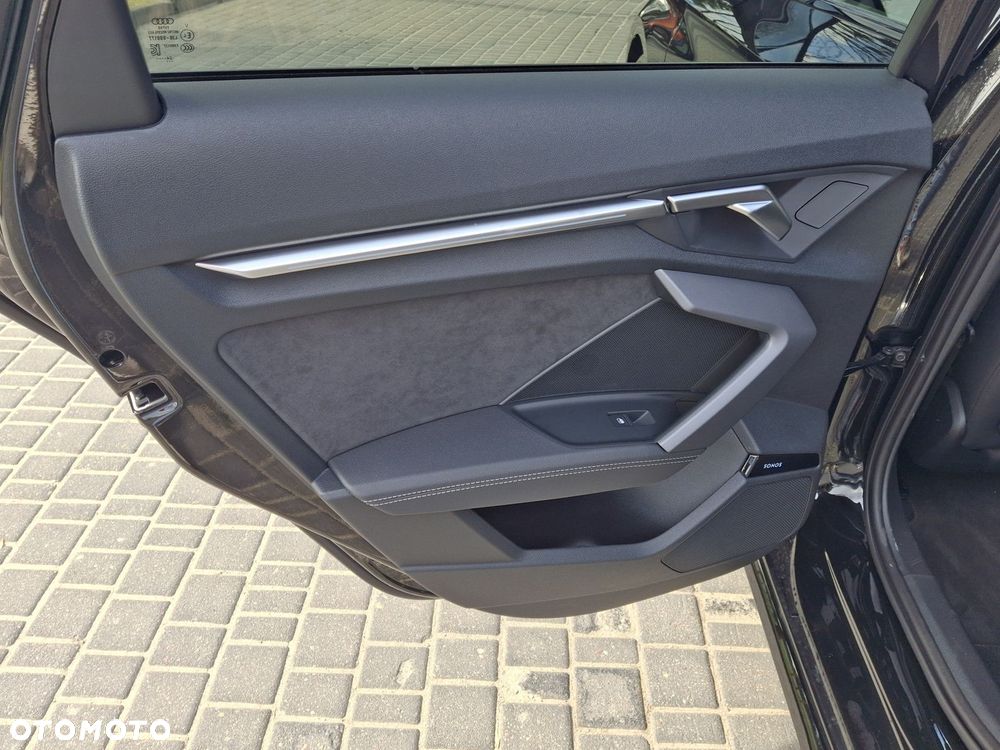 Audi S3 Sportback - 12