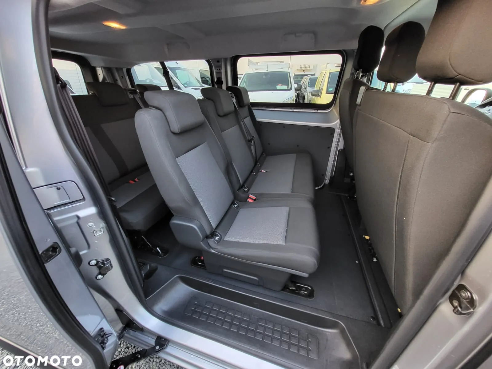 Opel VIVARO 1.6 CDTI - MAXI 9 OSÓB-KLIMA-ŁADNY-NAVI - 29