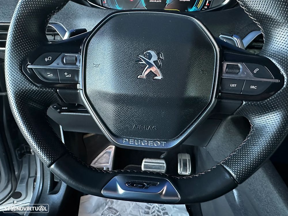 Peugeot 3008 1.6 Hybrid GT Pack e-EAT8 - 26