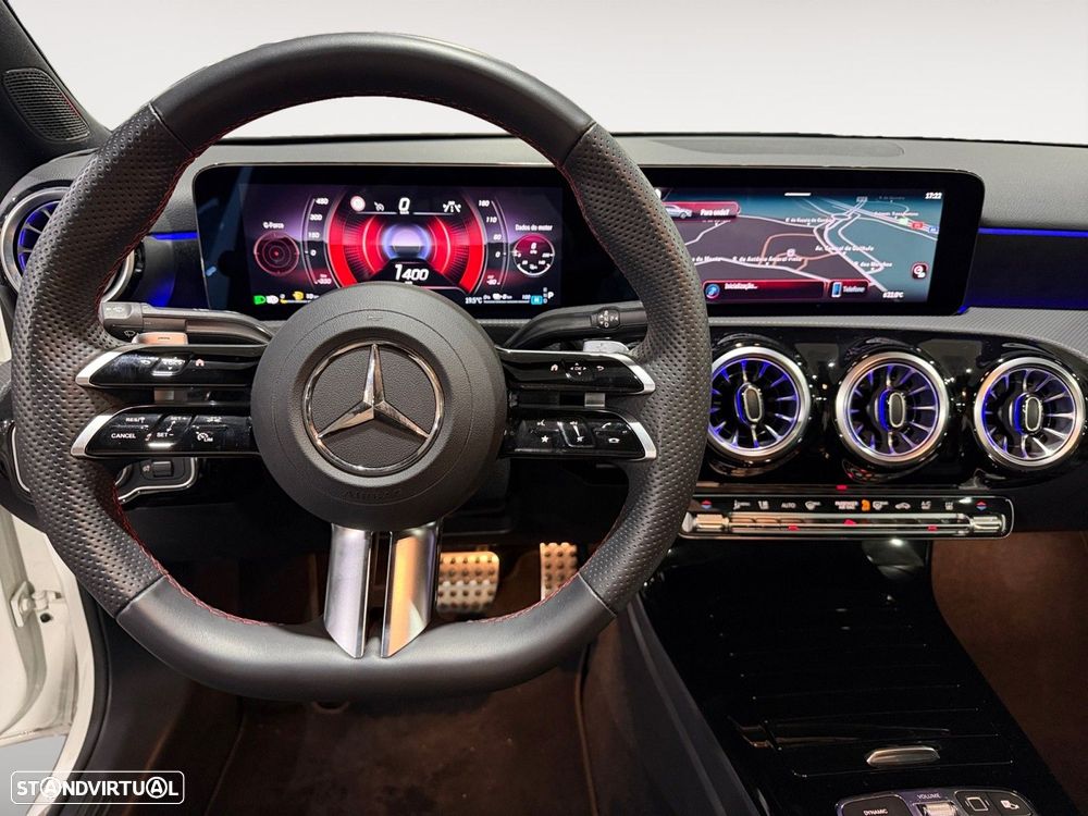 Mercedes-Benz A 250 - 10