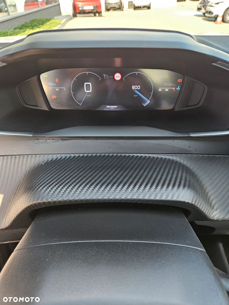 Peugeot 2008 PureTech 100 Allure S&S BVM6 - 15