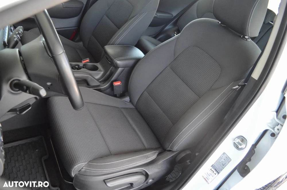Kia Sportage 1.6 GDI 2WD VISION - 17