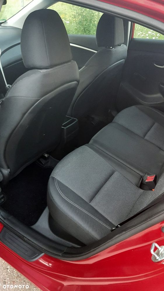Hyundai i30 1.6 CRDI Trend - 17