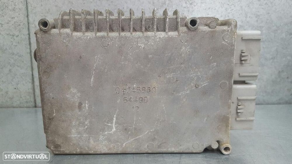 CENTRALINA DO MOTOR UCE CHRYSLER VOYAGER GS - 1