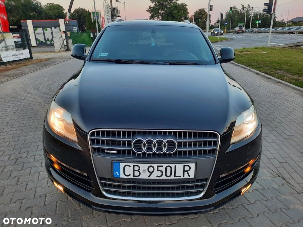 Audi Q7 - 4