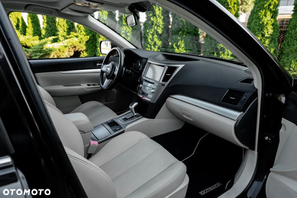 Subaru Outback 2.5i Lineartronic Active - 24
