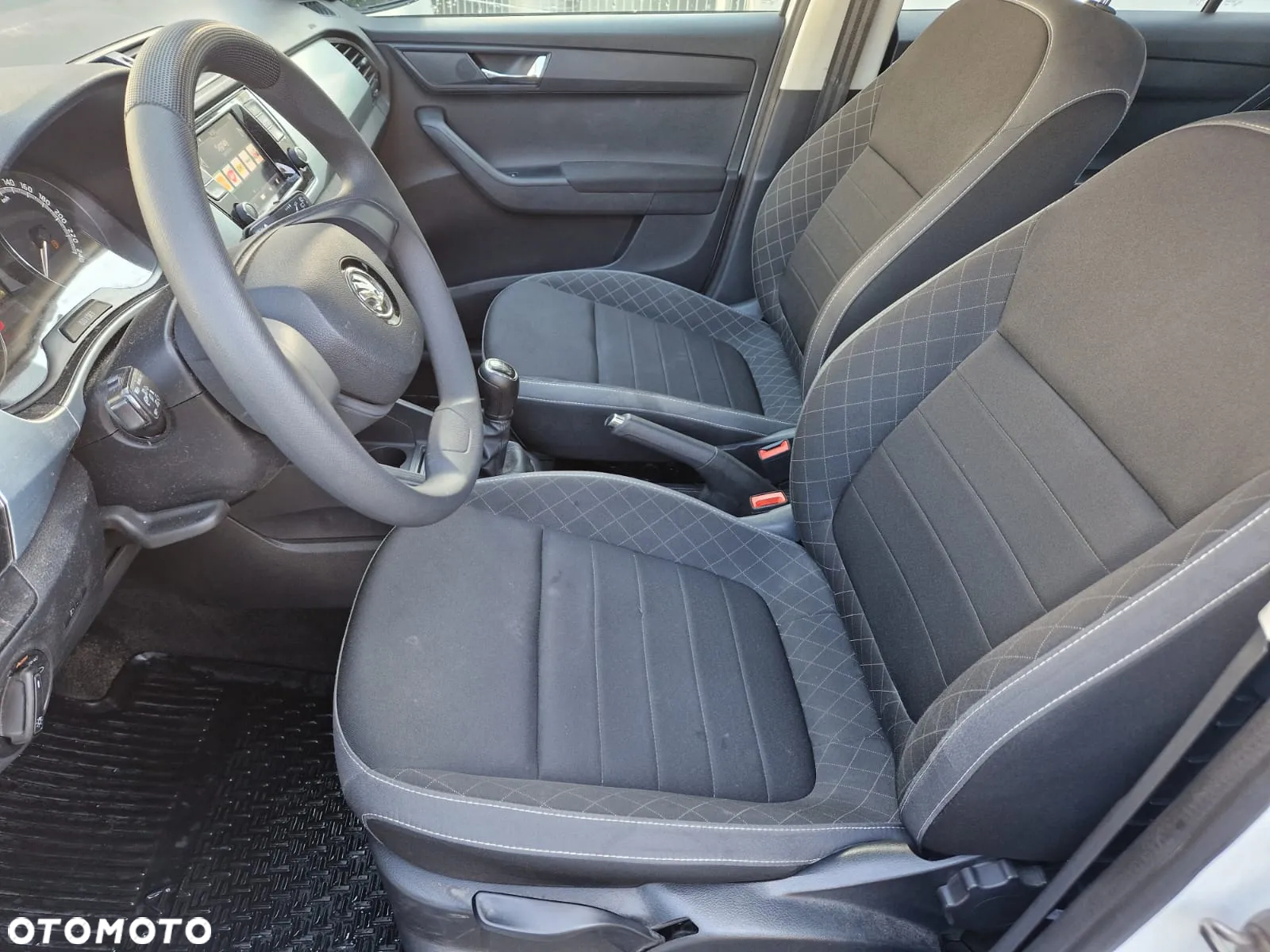 Skoda Fabia 1.0 TSI Ambition - 17