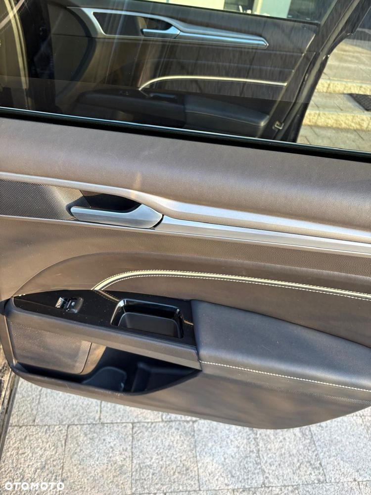 Ford Mondeo Vignale 2.0 TDCi PowerShift - 16