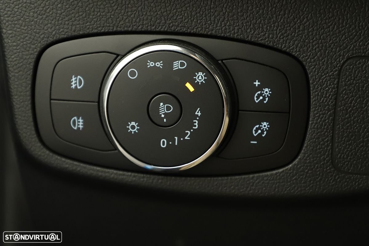 Ford Focus 1.0 EcoBoost MHEV ST-Line Aut. - 19