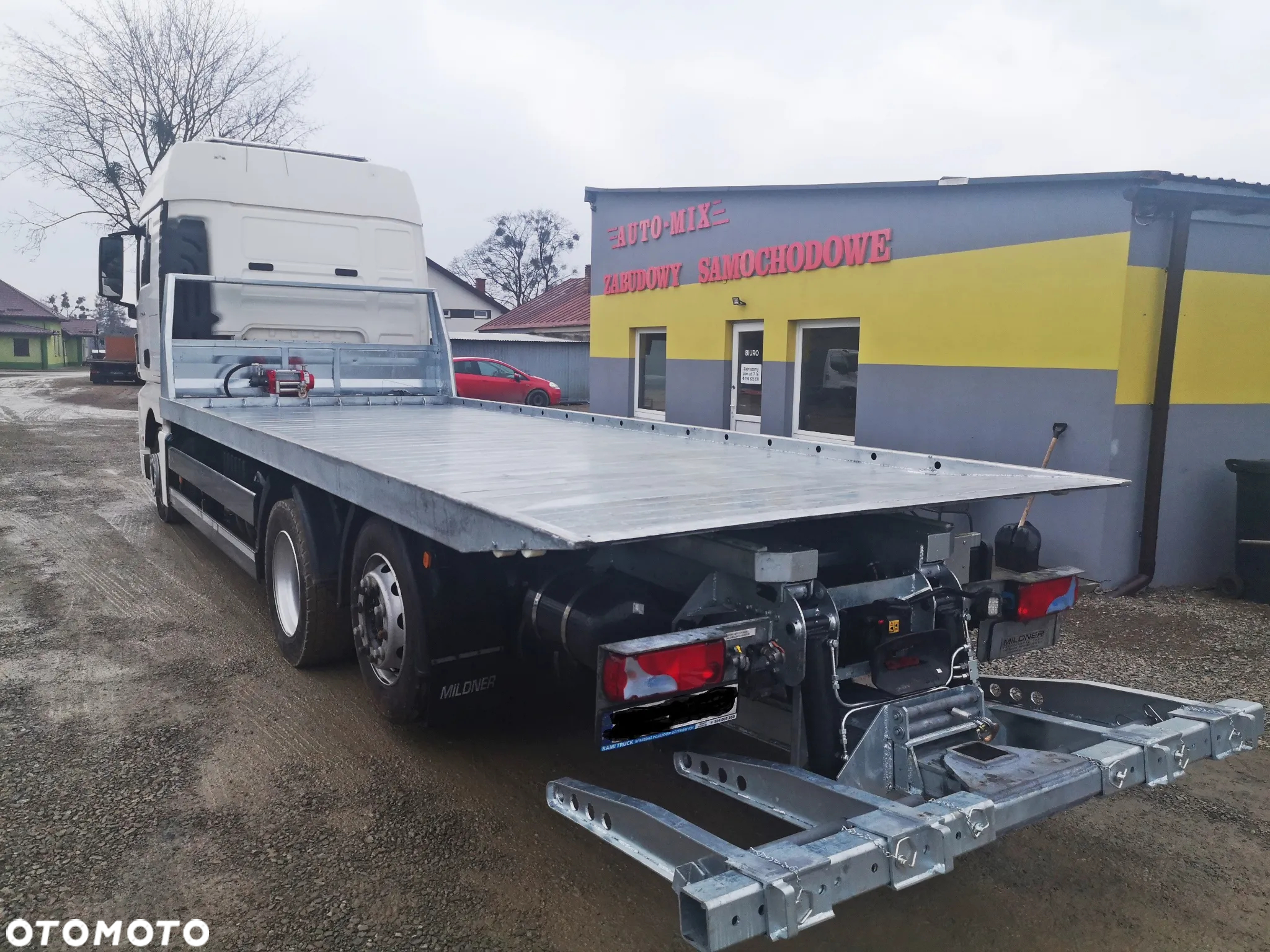 Mercedes-Benz platforma hydrauliczna DMC 26T auto - laweta zabudowa - 3