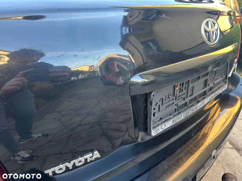 Toyota Avensis 2.0 VVT-i Combi Executive - 8