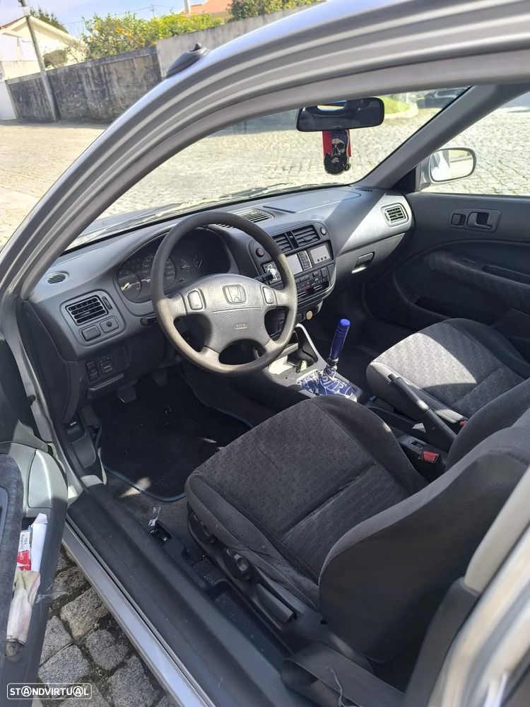 Honda Civic 1.4i S - 6