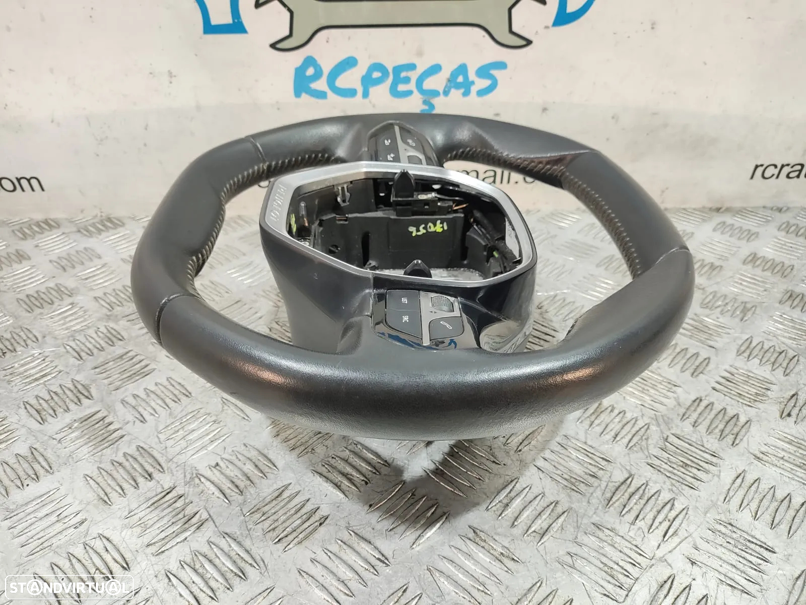 Volante Flat Bottom em Pele Peugeot 3008 II 2 Comandos multifunções - 6