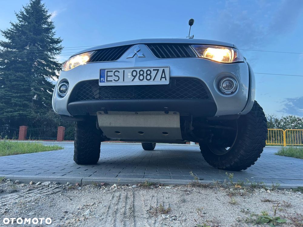 Mitsubishi L200 Pick Up 4x4 DPF Club Cab - 2