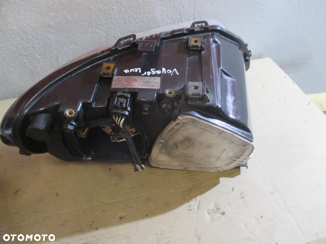 Lampa CHRYSLER VOYAGER ZKW EUROPA - 7