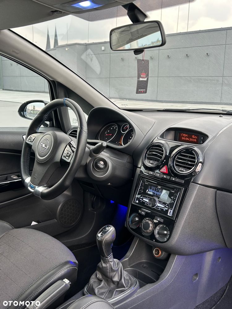 Opel Corsa 1.6 Turbo OPC - 5