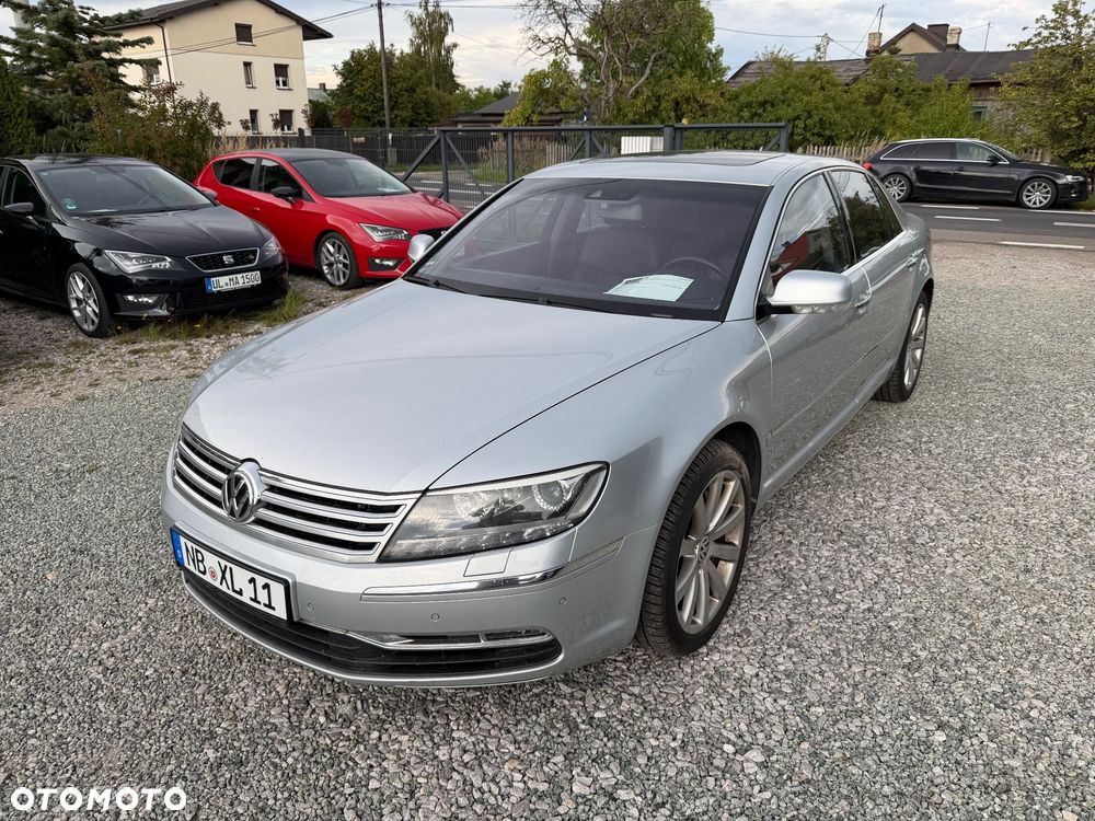 Volkswagen Phaeton 4.2 V8 4MOTION Automatik (5 Sitzer) - 2