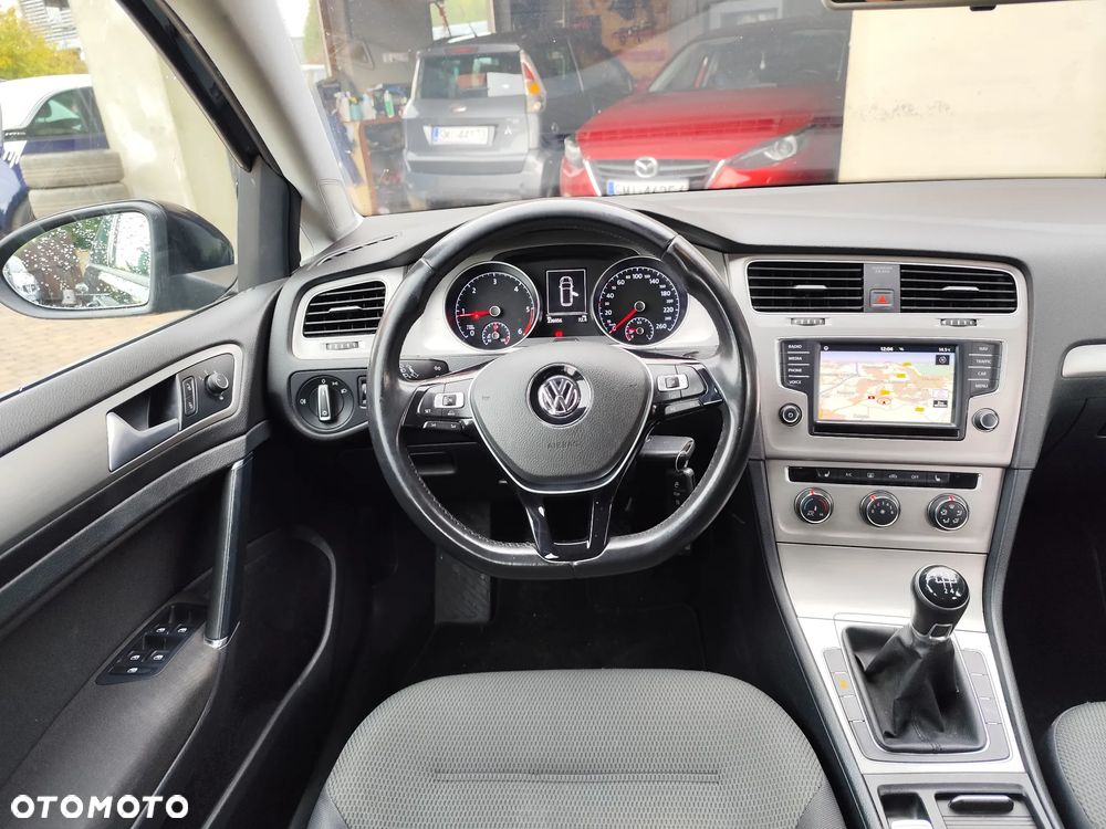 Volkswagen Golf 1.6 BlueTDI Comfortline - 9