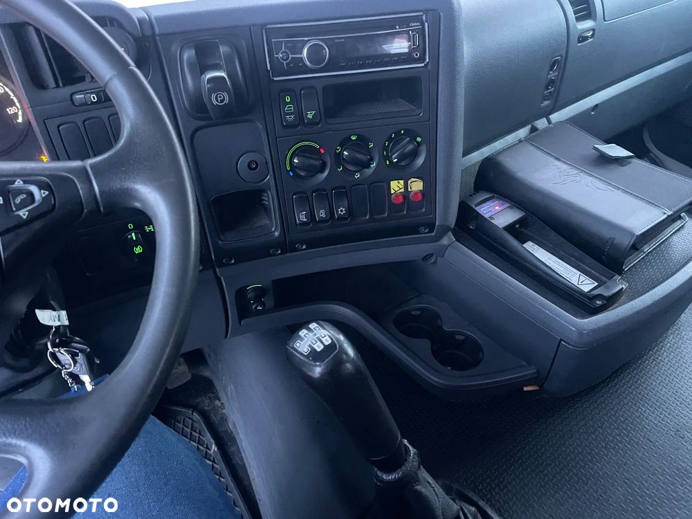 Scania G 360 8X4 - 18