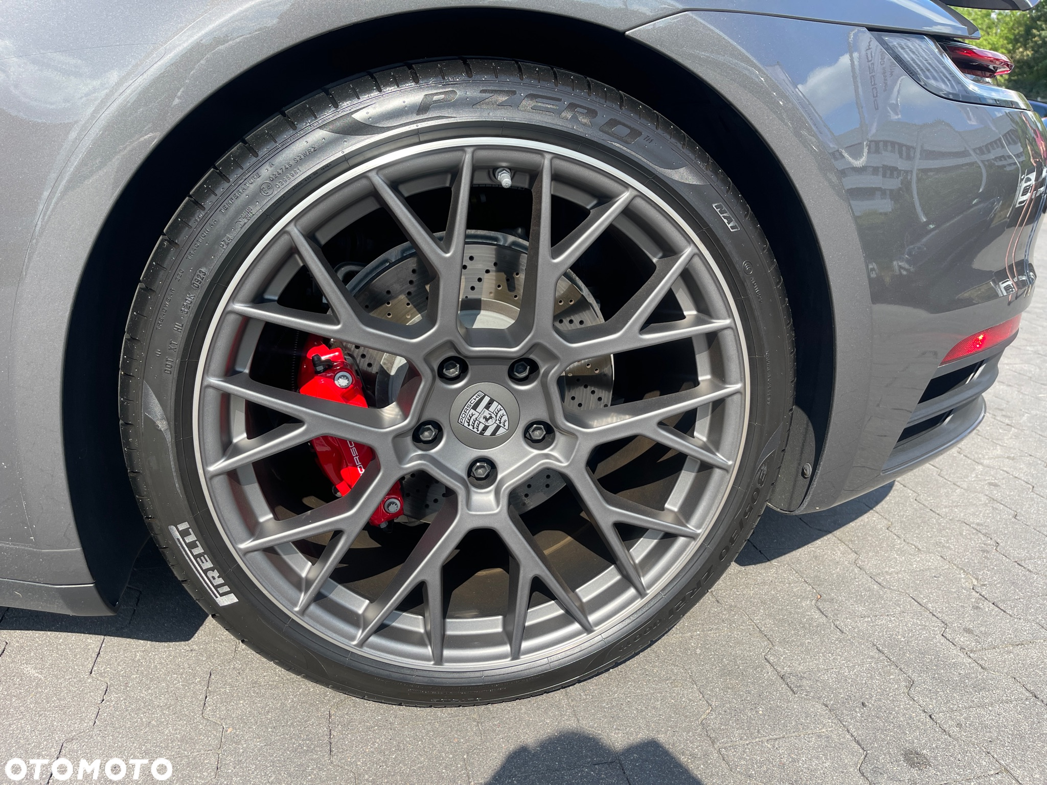 Porsche 911 Carrera 4S - 16