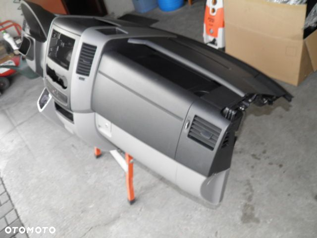 KONSOLA MERCEDES SPRINTER 906 LIFT - 8