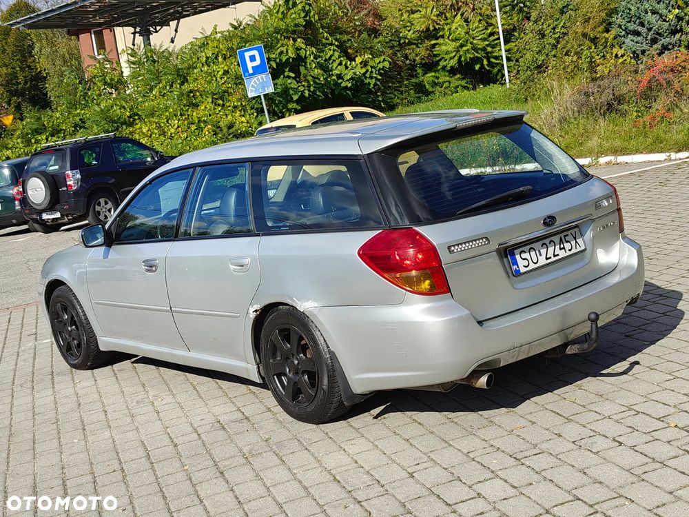 Subaru Legacy Kombi 2.0 4WD - 39