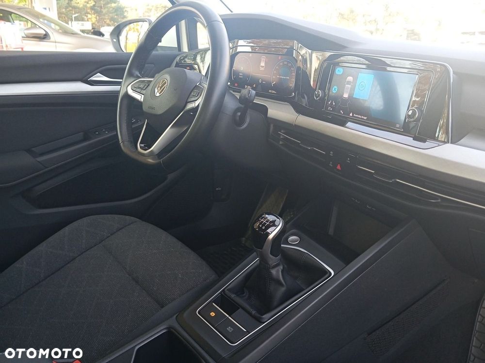 Volkswagen Golf - 11