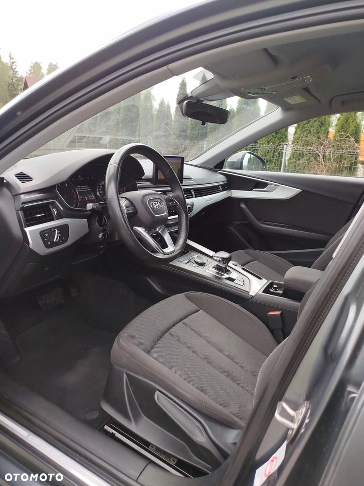 Audi A4 Allroad - 16