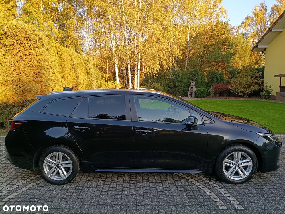 Toyota Corolla - 4