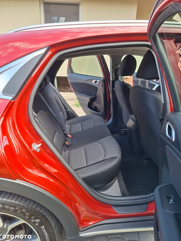 Kia XCeed 1.5 T-GDI M - 9